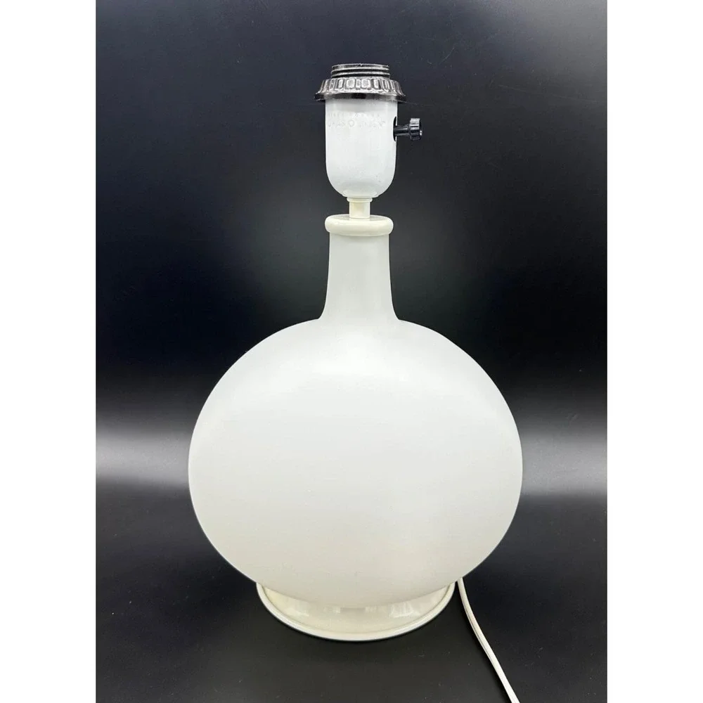 Thomas O'Brien Vintage Modern Table Lamp 14